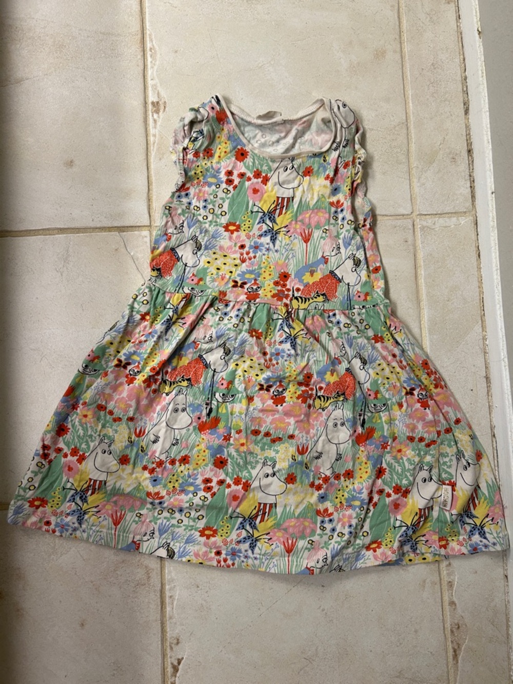 Girls' Floral Moomin Print Casual Dress - Multicolor